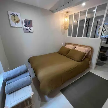 Hyper Centre Apartmán *