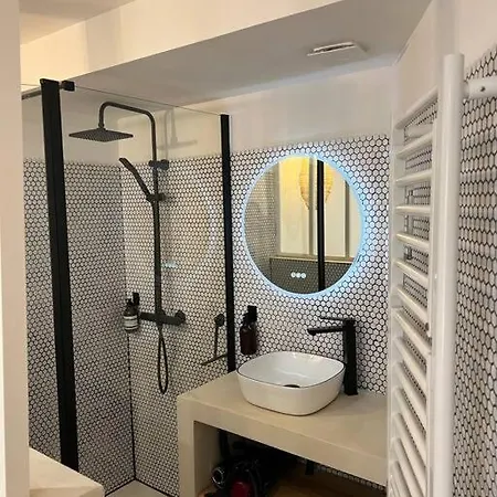 Hyper Centre * 방돌